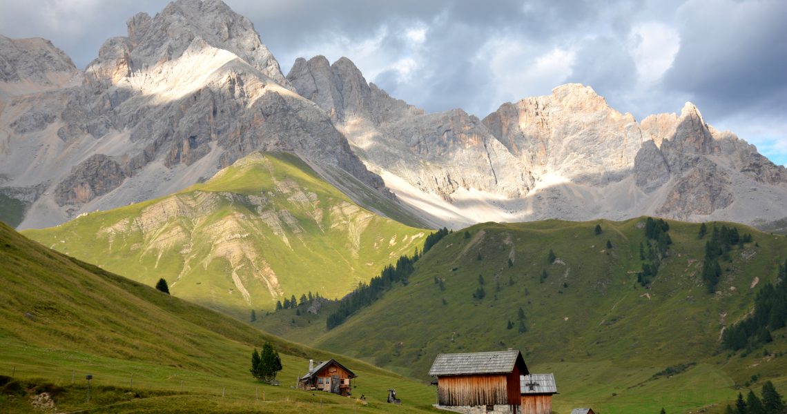 Passeggiata al Rifugio Fuciade, nel cuore delle Dolomiti