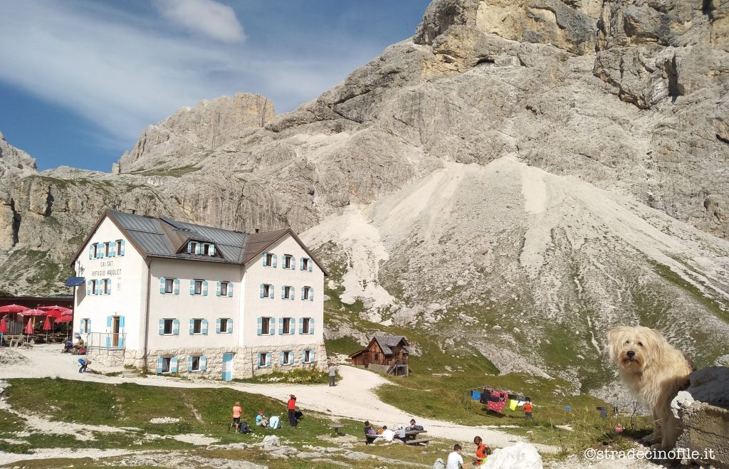 Ciampedie, Gardeccia e Vajolet: una giornata per rifugi in Val di Fassa